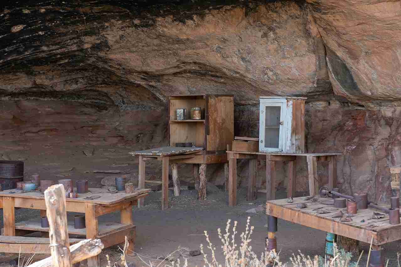Cave Springs Cowboy Camp: An Immersive Western Adventure in Canyonlands