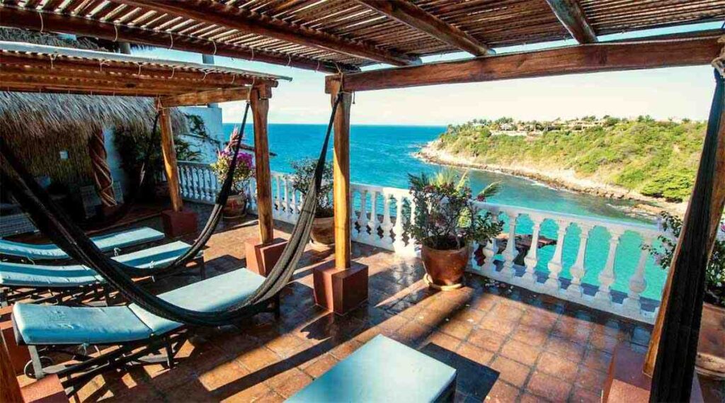 best areas to stay in puerto escondido