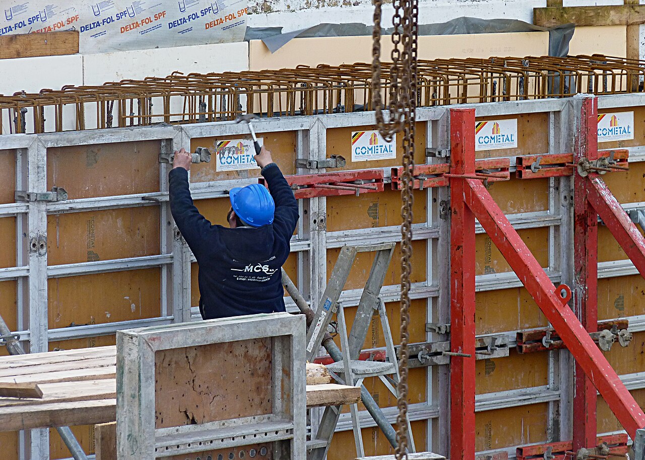 Shuttering and Shuttering Work: Everything You Need to Know